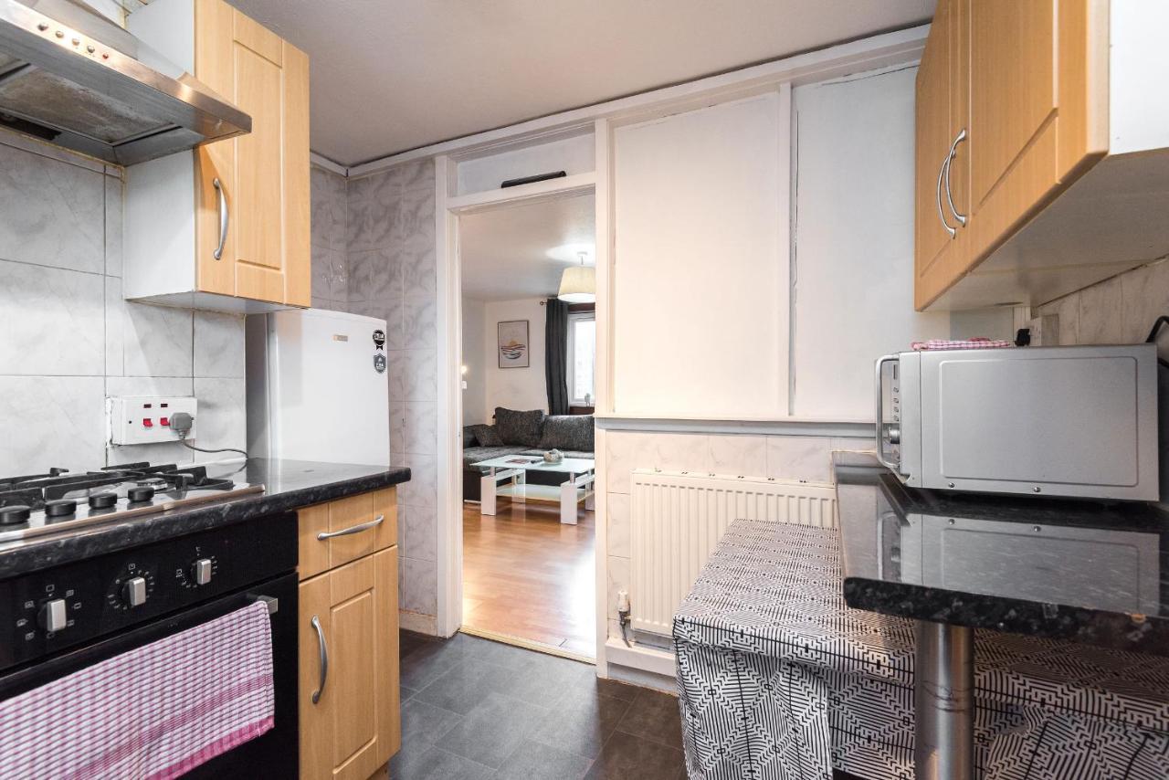 Cosy 2 Bedroom Apartment In The Heart Of Edimburgo Esterno foto